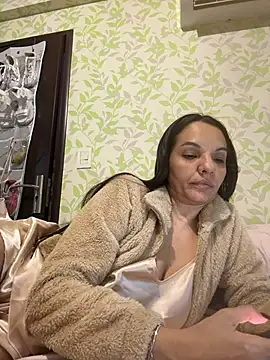 Snapshot of samilux5 chatting on 05-04-26, 02:26 samilux5 online show from 05-04-26, 02:26