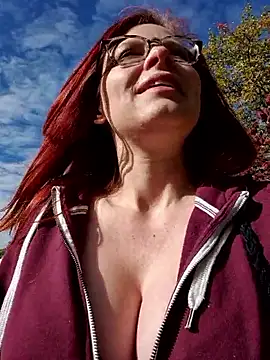 Snapshot of die-EinHORNY-WG chatting on 09-17-25, 08:27 die-EinHORNY-WG online show from 09-17-25, 08:27