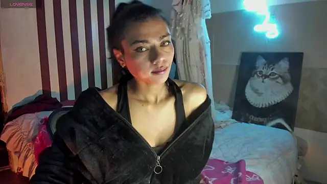 Snapshot of Lilithsabeth chatting on 10-10-25, 05:36 Lilithsabeth online show from 10-10-25, 05:36