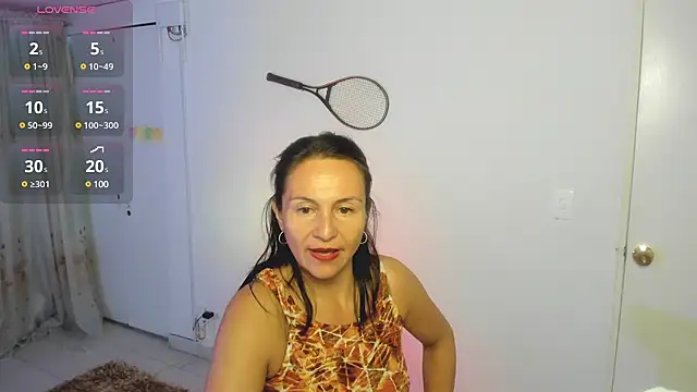 lollita 23  online show from 03-05-25, 08:00