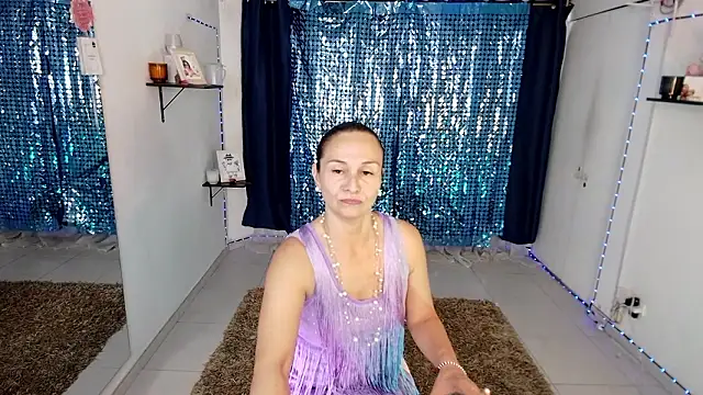 lollita 23  online show from 03-24-26, 08:20