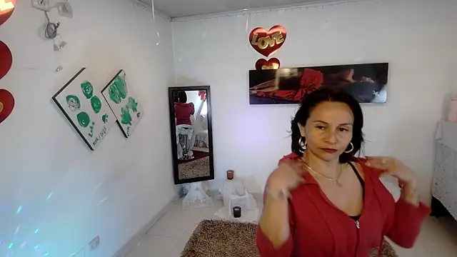 lollita 23  online show from 05-06-26, 07:29