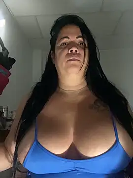 Snapshot of CamelliaLong chatting on 05-19-26, 04:41 CamelliaLong online show from 05-19-26, 04:41