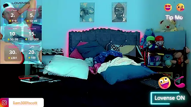 Liamscott  online show from 11-24-25, 10:54