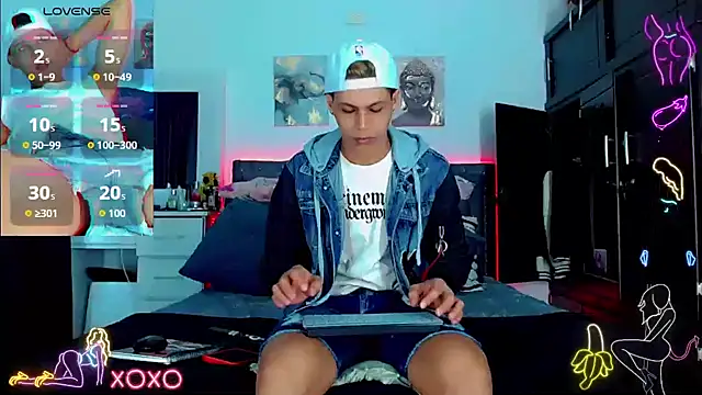 Liamscott  online show from 09-27-25, 09:32