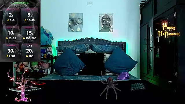 Liamscott  online show from 10-22-25, 07:13