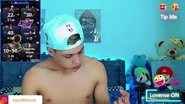 Liamscott  online show from 11-20-25, 08:31