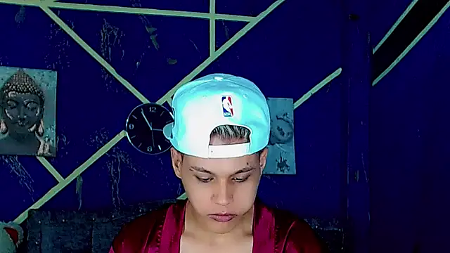 Liamscott  online show from 05-11-26, 07:55