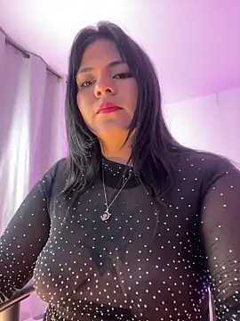 Snapshot of JulianaCastillo chatting on 03-16-25, 08:54 JulianaCastillo online show from 03-16-25, 08:54