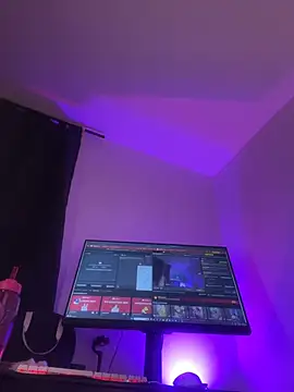 JulianaCastillo online show from 02-19-26, 09:28