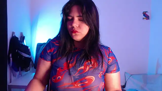 Snapshot of JulianaCastillo chatting on 11-20-25, 09:32 JulianaCastillo online show from 11-20-25, 09:32