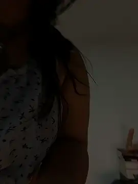 Snapshot of JulianaCastillo chatting on 11-09-25, 09:13 JulianaCastillo online show from 11-09-25, 09:13