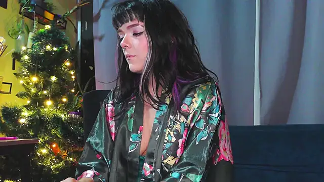 purple em69 online show from 12-05-25, 04:22