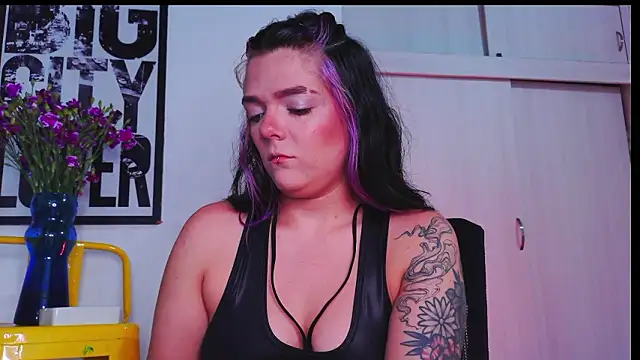 purple em69 online show from 02-22-26, 09:27