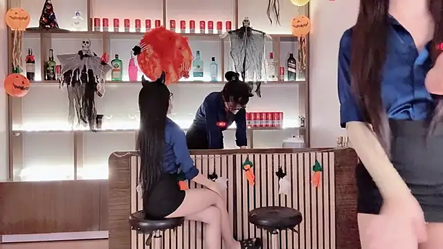 Jennie Spa online show from 10-25-25, 02:39