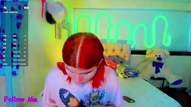 Snapshot of Jessica_smith_1 chatting on 04-10-26, 11:28 Jessica smith 1 online show from 04-10-26, 11:28