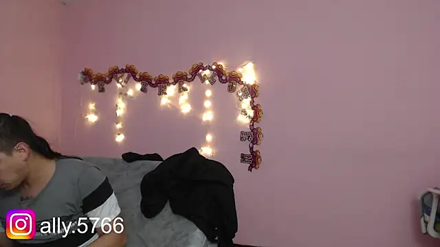 CoreAlejito online show from 11-16-25, 02:38