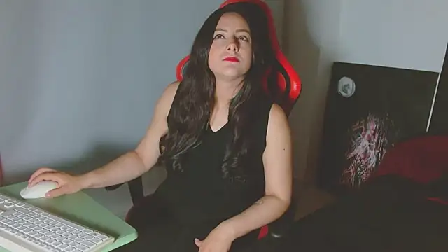 Noamartin  online show from 03-26-26, 01:59