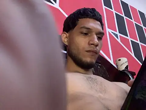 tanned boy online show from 05-07-26, 10:18