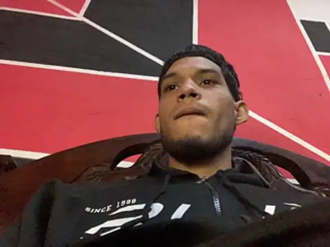 tanned boy online show from 05-08-26, 02:32