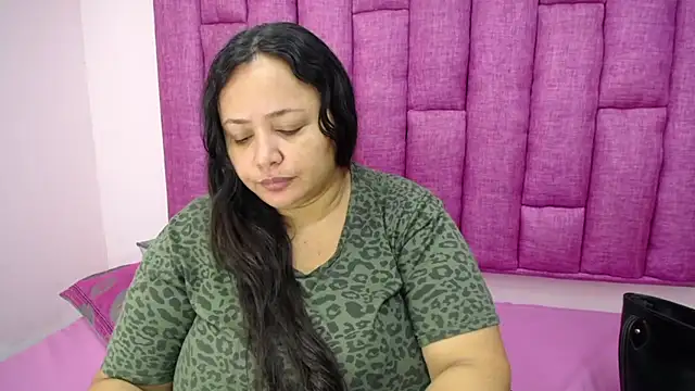 CrushOnMe  online show from 01-08-26, 12:16