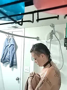 renegade vyxxen online show from 03-16-26, 09:06