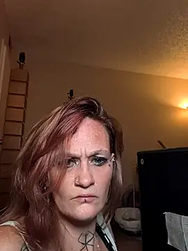 renegade vyxxen online show from 12-21-25, 09:37