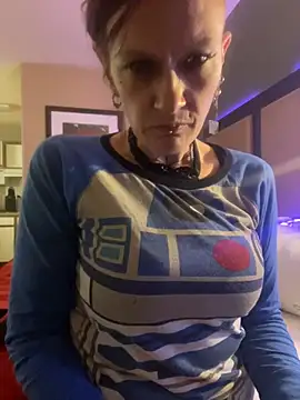 renegade vyxxen online show from 02-05-25, 07:18