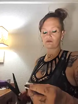 renegade vyxxen online show from 03-31-26, 09:44