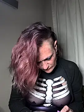 renegade vyxxen online show from 03-12-26, 08:40