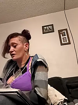 renegade vyxxen online show from 02-03-26, 03:04