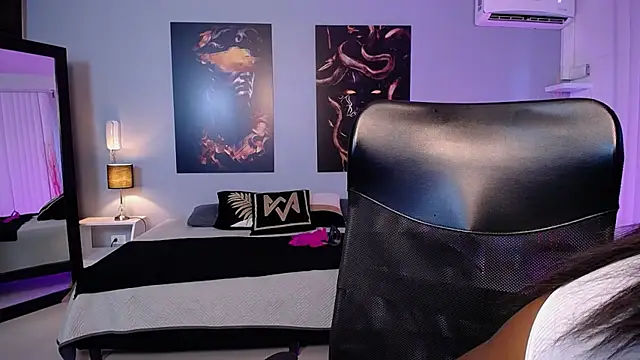 JasmineCampbell  online show from 09-09-25, 08:18