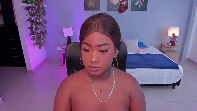 JasmineCampbell  online show from 12-18-25, 08:34