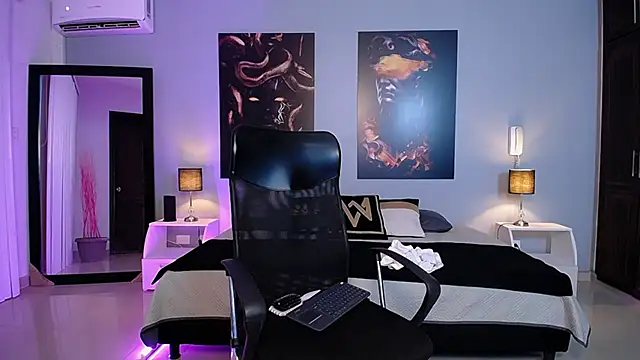 JasmineCampbell  online show from 09-15-25, 10:43