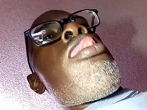 Snapshot of Blkstylion chatting on 12-02-25, 12:33 Blkstylion online show from 12-02-25, 12:33