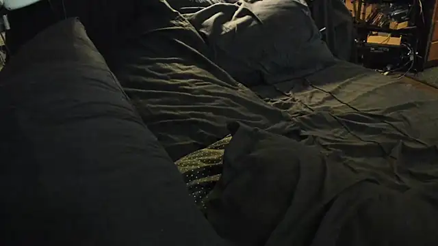 Snapshot of Dark_Asteroid chatting on 01-15-26, 02:04 Dark Asteroid online show from 01-15-26, 02:04