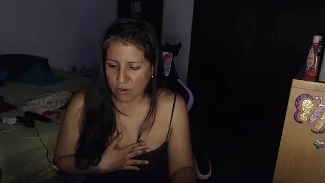 LucifernandaSw online show from 05-13-26, 12:28