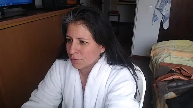 Snapshot of LucifernandaSw chatting on 02-05-25, 11:55 LucifernandaSw online show from 02-05-25, 11:55