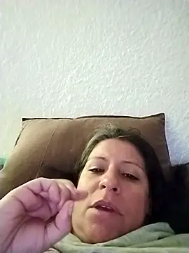 LucifernandaSw online show from 05-17-26, 10:48