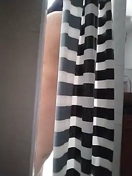 Snapshot of LucifernandaSw chatting on 02-14-25, 03:47 LucifernandaSw online show from 02-14-25, 03:47