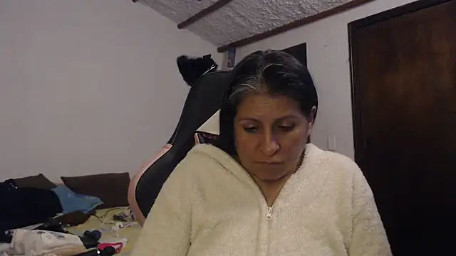 LucifernandaSw online show from 05-29-26, 08:53