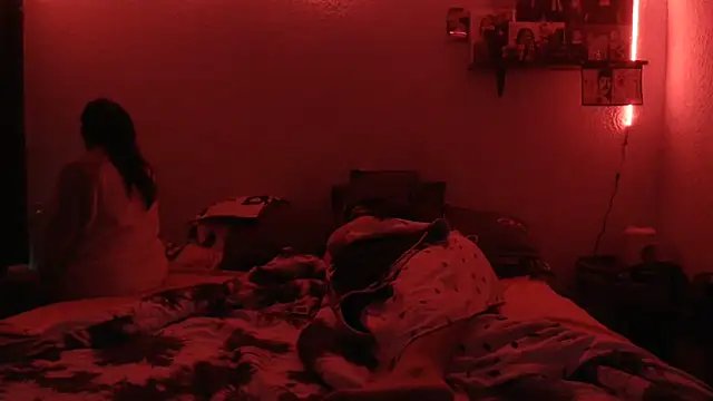 Snapshot of LucifernandaSw chatting on 03-09-25, 06:50 LucifernandaSw online show from 03-09-25, 06:50