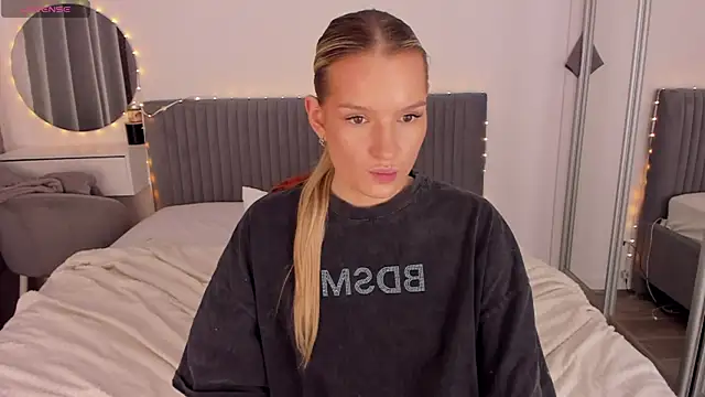 CassieRayss online show from 05-10-26, 10:30