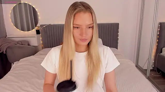 CassieRayss online show from 05-08-26, 01:26