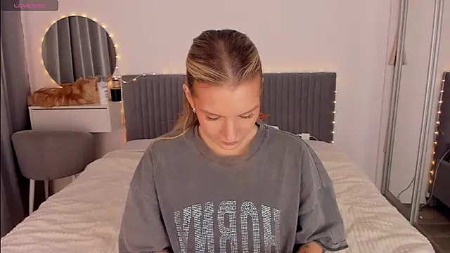 CassieRayss online show from 04-02-26, 02:35