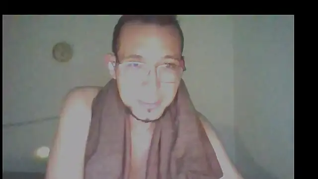 Snapshot of Yeye25199 chatting on 02-16-25, 05:37 Yeye25199 online show from 02-16-25, 05:37