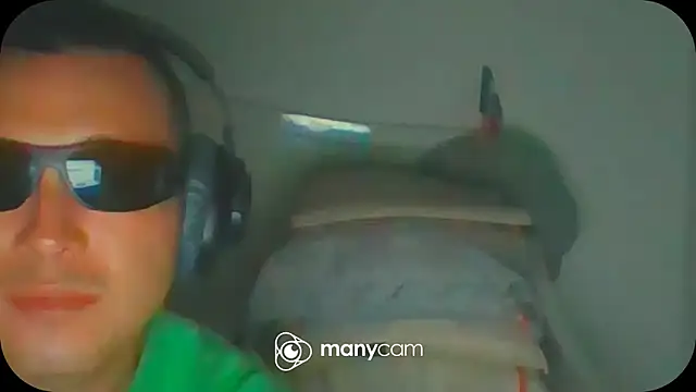 Snapshot of Yeye25199 chatting on 03-03-25, 12:39 Yeye25199 online show from 03-03-25, 12:39