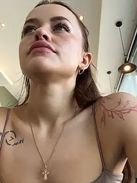 AngelinaTeller online show from 12-19-25, 02:48