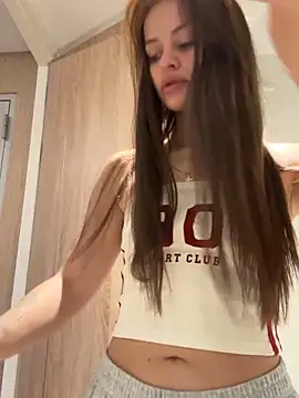 AngelinaTeller online show from 12-22-25, 02:55