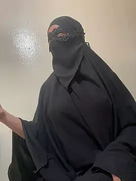 Snapshot of Hijabi_HotGirls chatting on 02-15-25, 02:11 Hijabi HotGirls online show from 02-15-25, 02:11